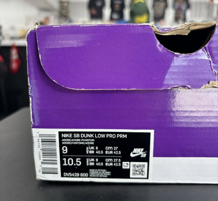 Nike Sb Dunk Low Adobe Sz 9 2023