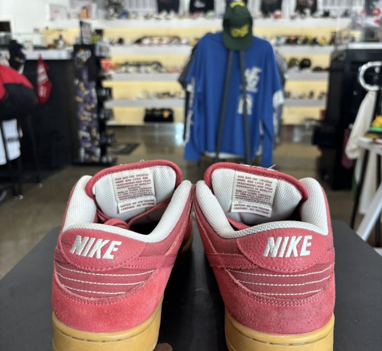 Nike Sb Dunk Low Adobe Sz 9 2023