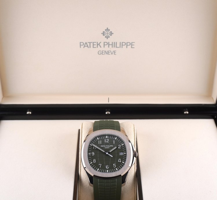 Patek Philippe Aquanaut Jumbo 18k White Gold Khaki Green Men Watch 5168g-010
