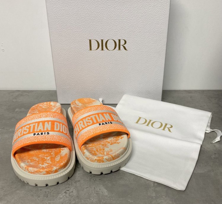 Dior Womens Dway Slides Size Us 7 5 Uk 5 Slippers Beach