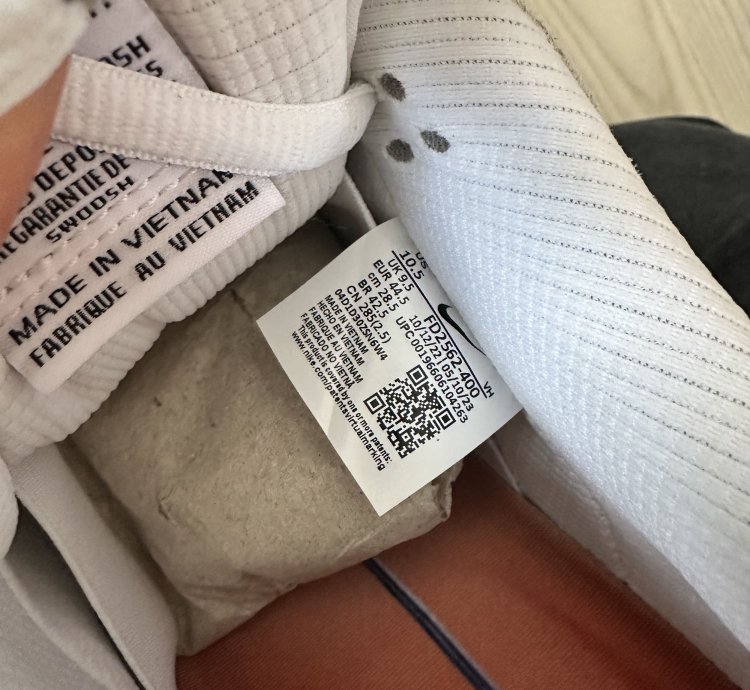 Nike Sb Dunk Low April
