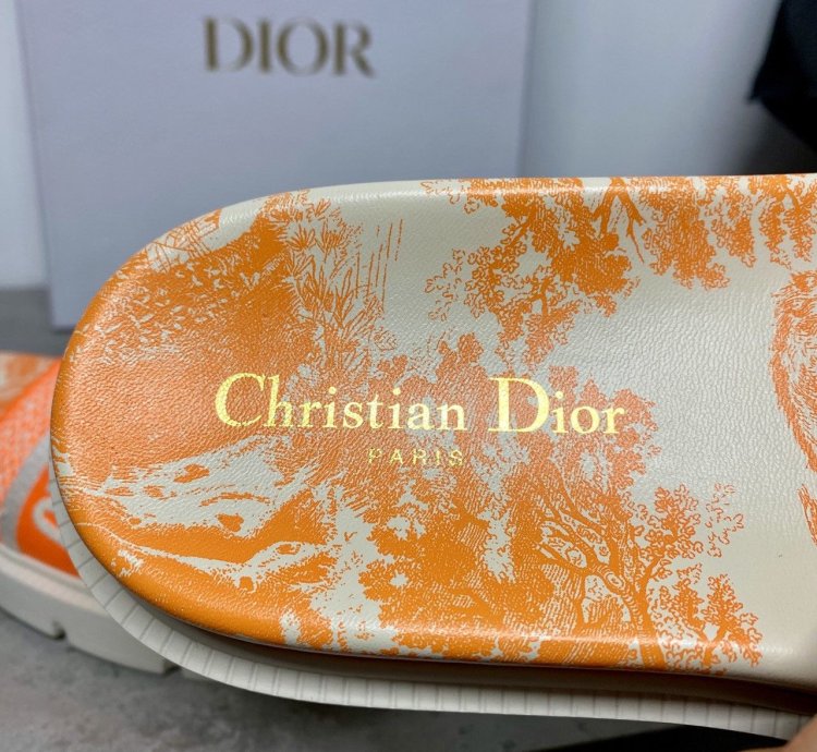 Dior Womens Dway Slides Size Us 7 5 Uk 5 Slippers Beach