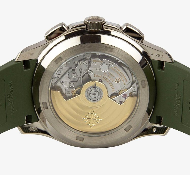 Patek Philippe Aquanaut Jumbo 18kt White Gold Automatic 5968g-010