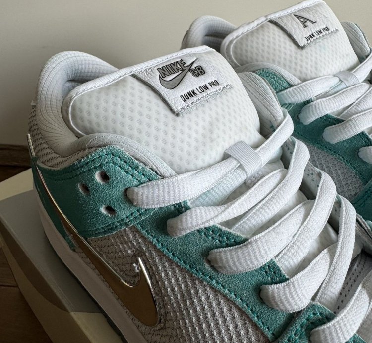 Nike Sb Dunk Low April Skateboards