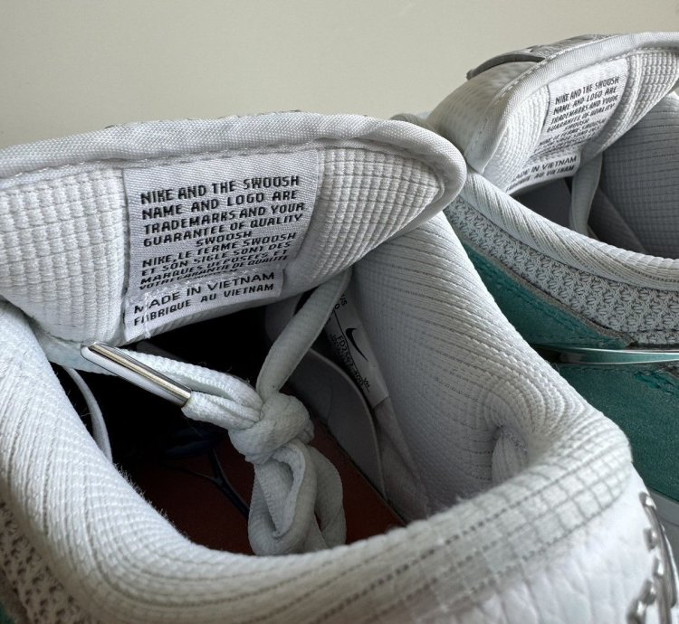Nike Sb Dunk Low April Skateboards
