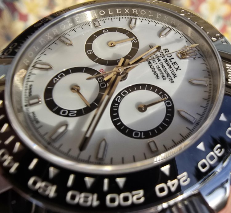 Rolex Daytona 126500ln White Dial Chrono Cosmograph Panda