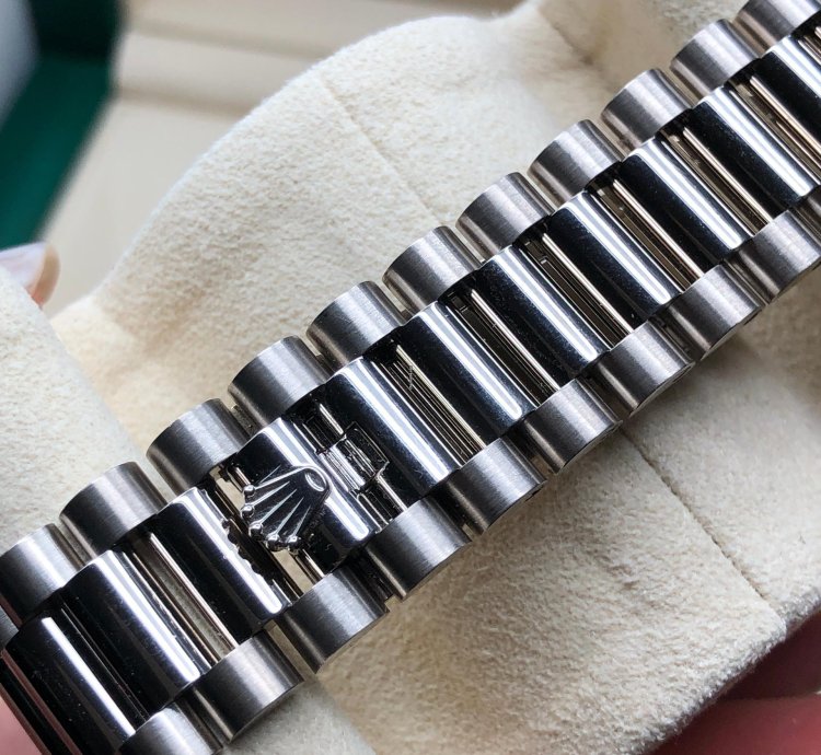 Rolex Day-date 36 128239 White Roman