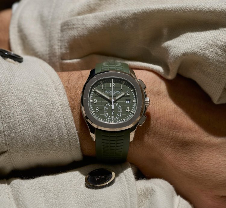Patek Philippe Aquanaut Khaki Chronograph Unpolished