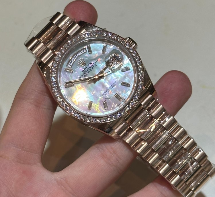Rolex Day-date 36 128345rbr Ng White