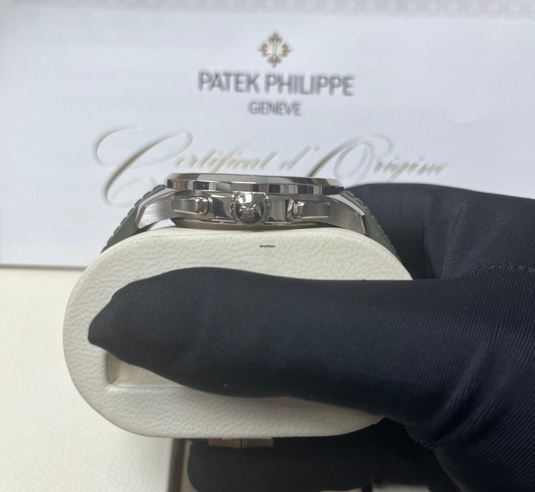Patek Philippe Aquanaut Khaki Green 5968g-010