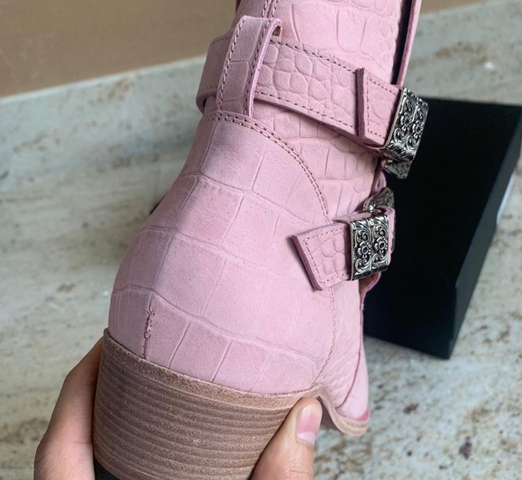 Embossed Crocodile Chain Boots