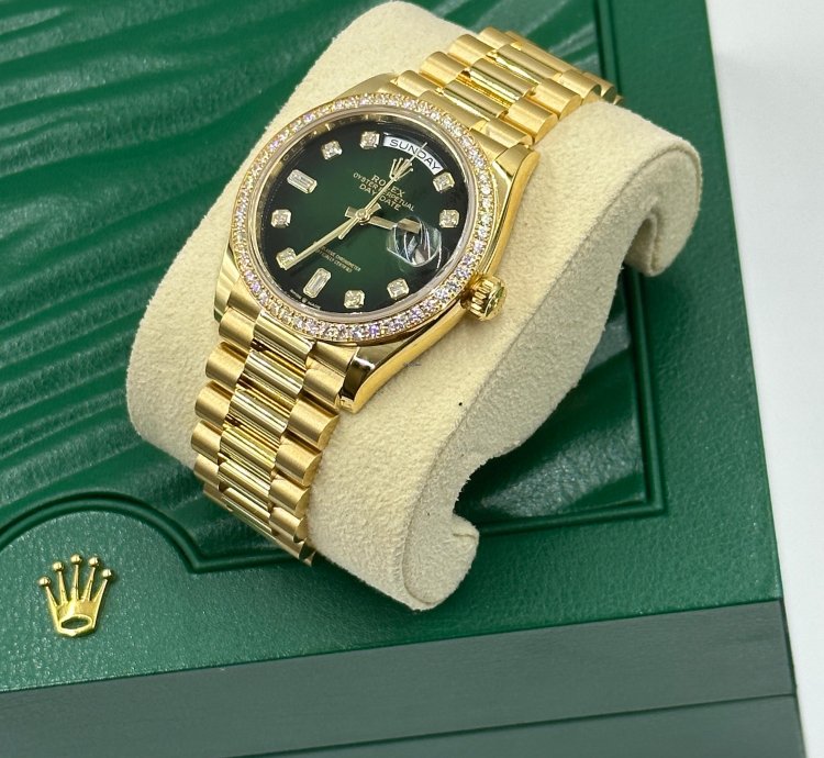 Rolex Day-date 36 128348rbr Green Bezel Ombr Diamond Dial Yellow Gold President Diamond Bezel