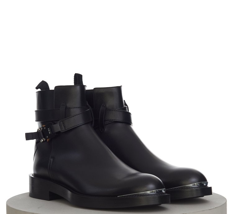Evidence Ankle Boot In Black Calfskin With Aluminium Buckle