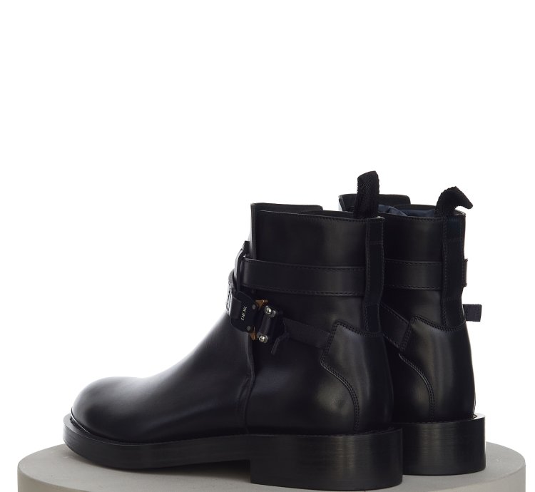 Evidence Ankle Boot In Black Calfskin With Aluminium Buckle
