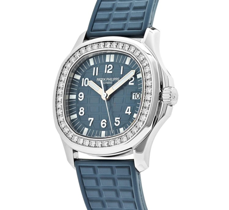 Patek Philippe Aquanaut Luce 5067a-025 Ladies Stainless Steel Blue Dial