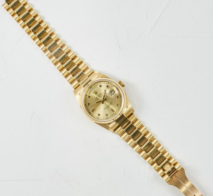 Rolex Day-date 36 18038 With Rare Pinball Dial In Unworn And Full Set Condition