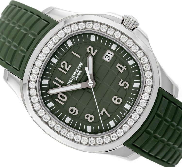 Patek Philippe Aquanaut Luce Diamonds Khaki Green Tropical Strap Ref 5267 200a-011 Full Set