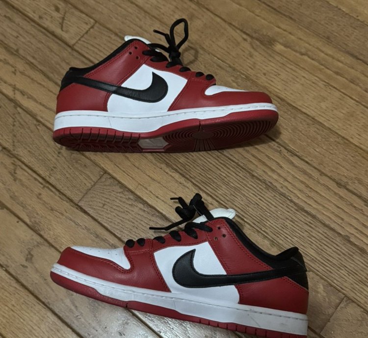 Nike Sb Dunk Low Chicago