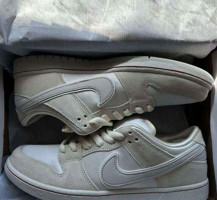Nike Sb Dunk Low City Of Love Light Bone