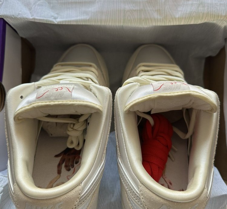Nike Sb Dunk Low City Of Love Light Bone