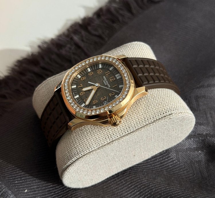 Patek Philippe Aquanaut Luce Self-winding Movements