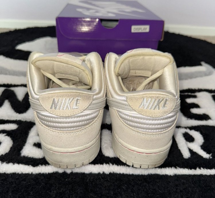 Nike Sb Dunk Low City Of Love Light Bone size 9 5