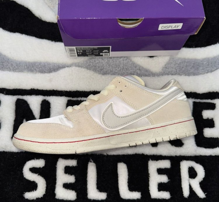 Nike Sb Dunk Low City Of Love Light Bone size 9 5