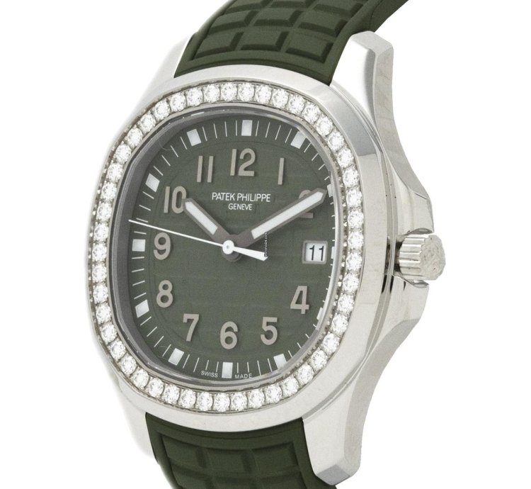 Patek Philippe Aquanaut Mint 2022 Patek Philippe Aquanaut 5267 200a-011 Green