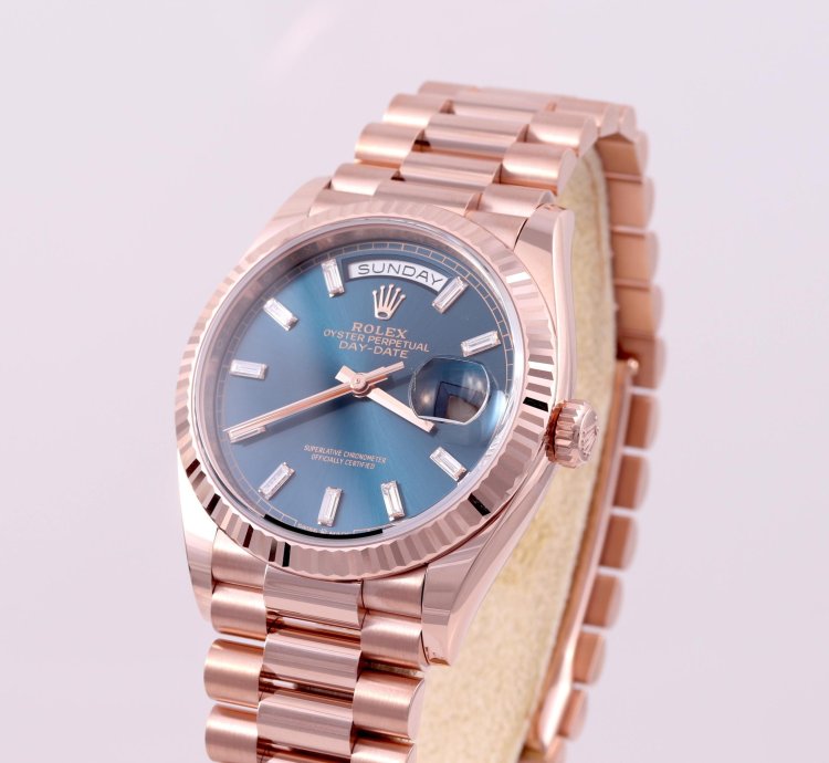 Rolex Day-date 36 2024 Day Date 36 Blue Green Diamond Baguette Rose Gold Everose 128235