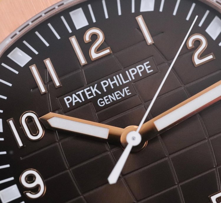 Patek Philippe Aquanaut Mint Complete Set Brown Dial Rose Gold 40mm Tropical Sport Strap 5167r-001