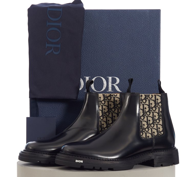 Explorer Ii Oblique Chelsea Boot In Black Polished Calfskin