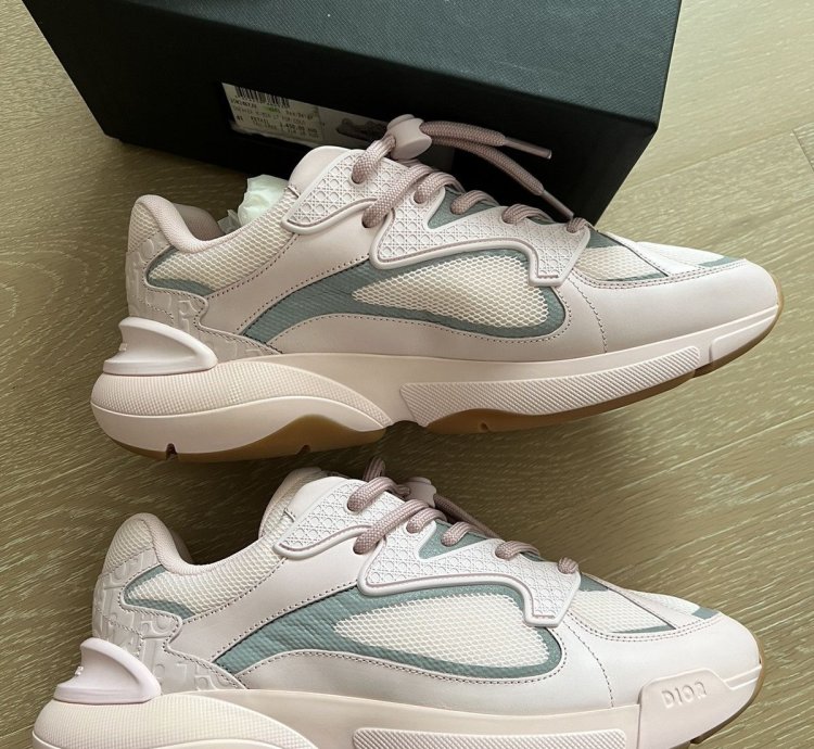 Final Drop - Dior B24 Pale Pink Trainer Sneakers