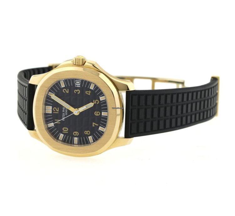 Patek Philippe Aquanaut Ref 5065 Yellow Gold 2 Straps Black