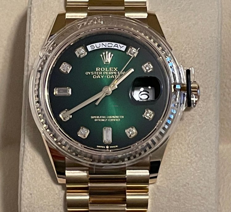 Rolex Day-date 36 36mm 128238 Ombre Green Diamond Dial Unworn Full Set 2022
