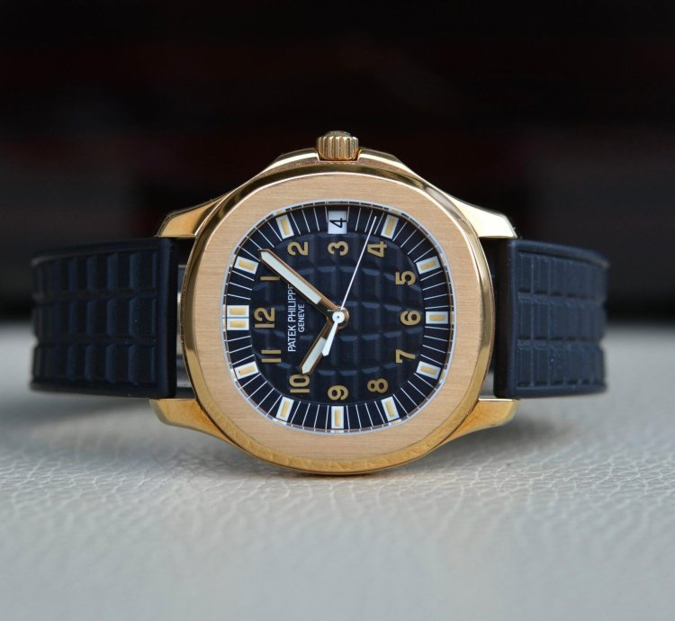 Patek Philippe Aquanaut Ref 5065j In Gelbgold Mit Box Und Papieren