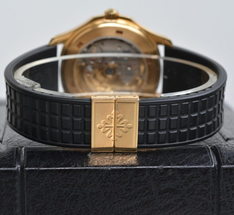 Patek Philippe Aquanaut Ref 5065j In Gelbgold Mit Box Und Papieren