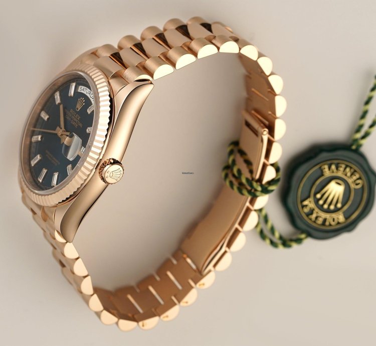 Rolex Day-date 36 36mm 18k Everose Gold President Blue-green Baguette Diamond Dial
