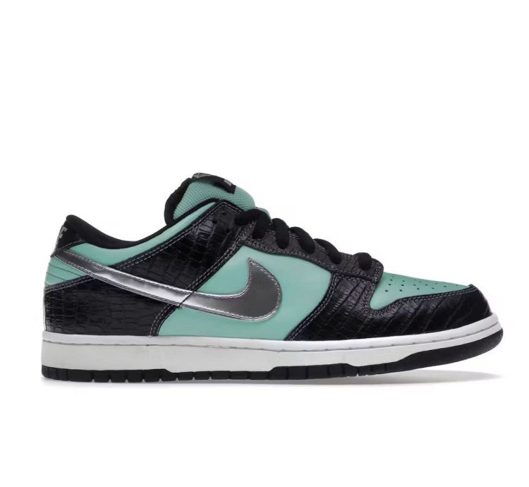 Nike Sb Dunk Low Diamond Supply Co