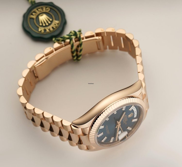 Rolex Day-date 36 36mm 18k Everose Gold President Blue-green Baguette Diamond Dial