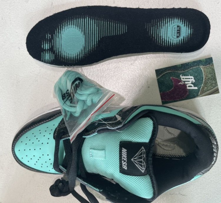Nike Sb Dunk Low Diamond Supply Co