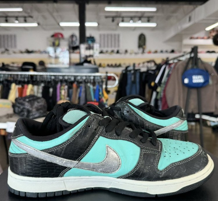 Nike Sb Dunk Low Diamond Supply Tiffany Sz 12 2005