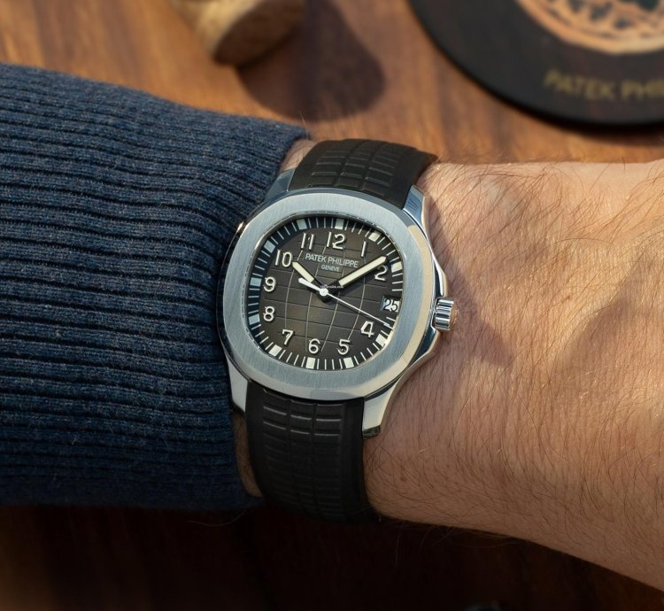 Patek Philippe Aquanaut Ref 5165 Patek Service 2025