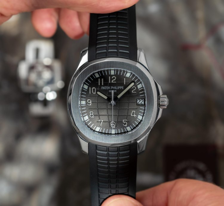 Patek Philippe Aquanaut Ref 5165 Patek Service 2025