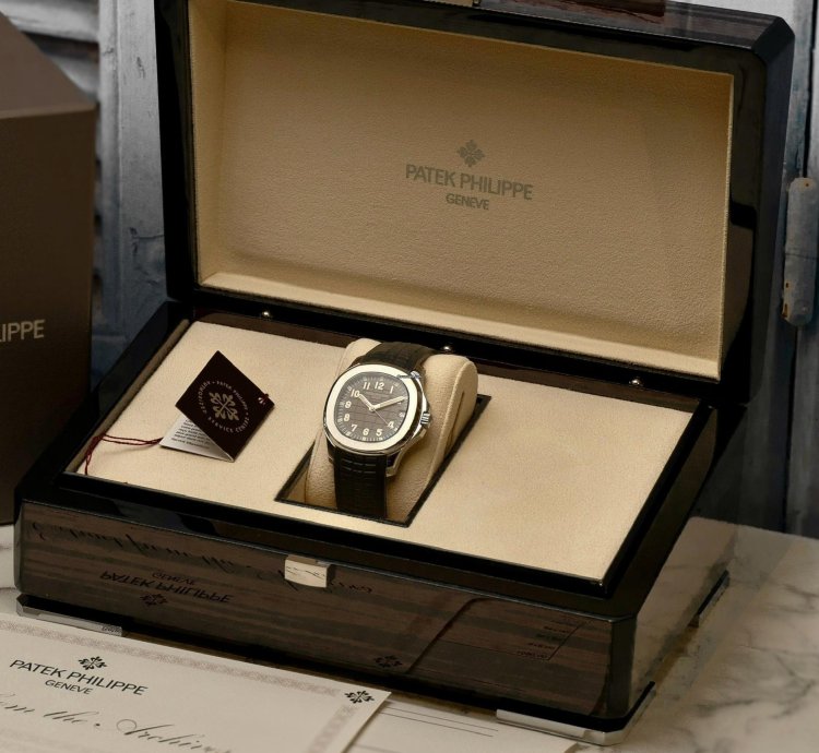 Patek Philippe Aquanaut Ref 5165 Patek Service 2025
