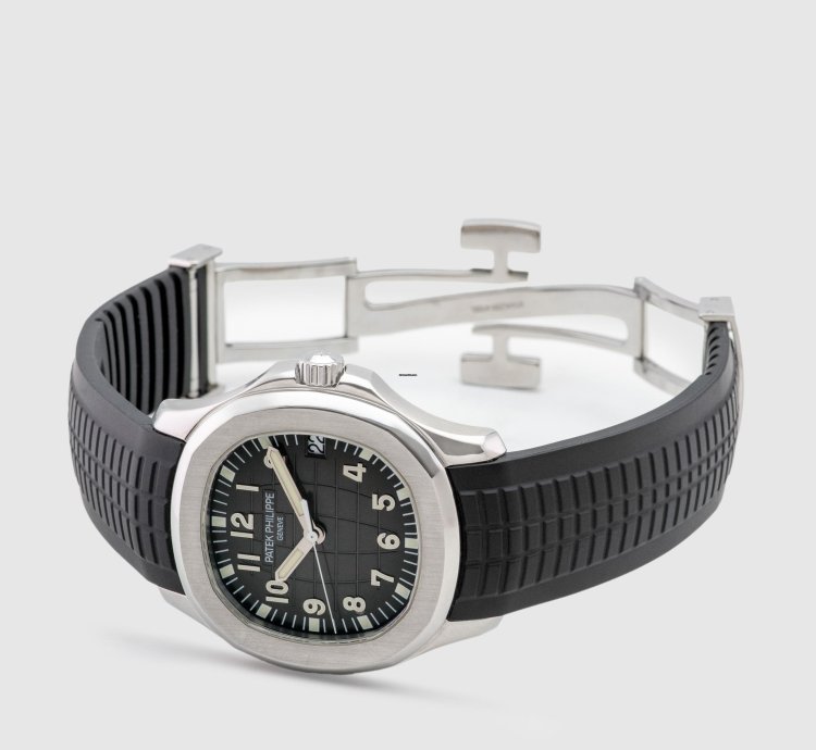 Patek Philippe Aquanaut Ref 5165a-001 Year 2007 full Set