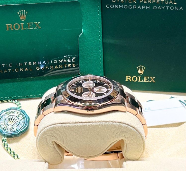 Rolex Daytona 126505 Daytona 40mm Rose Gold Black Diamond Set Oyster