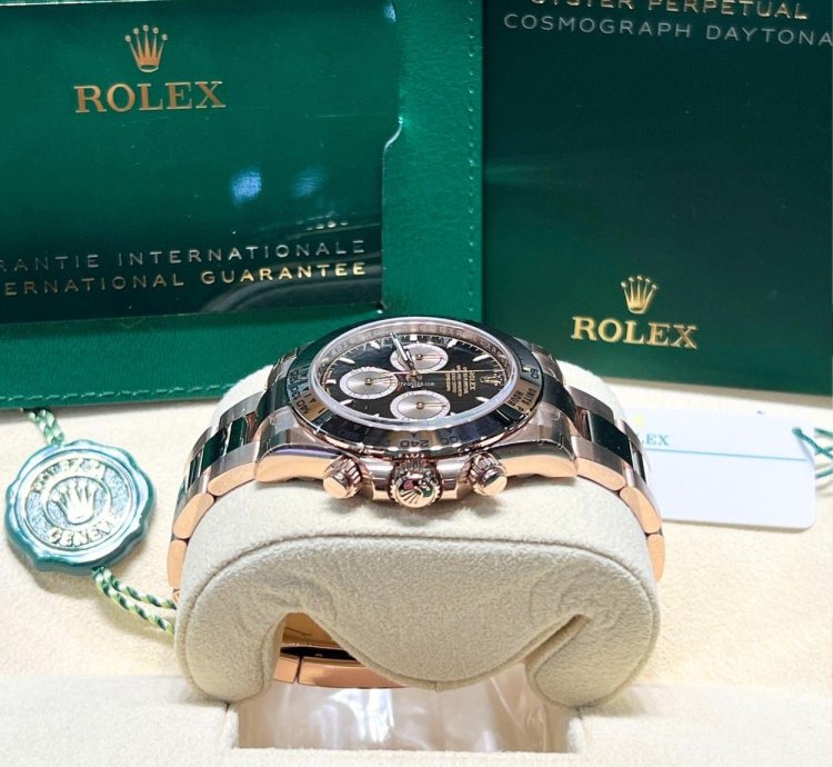 Rolex Daytona 126505 Daytona 40mm Rose Gold Black Diamond Set Oyster