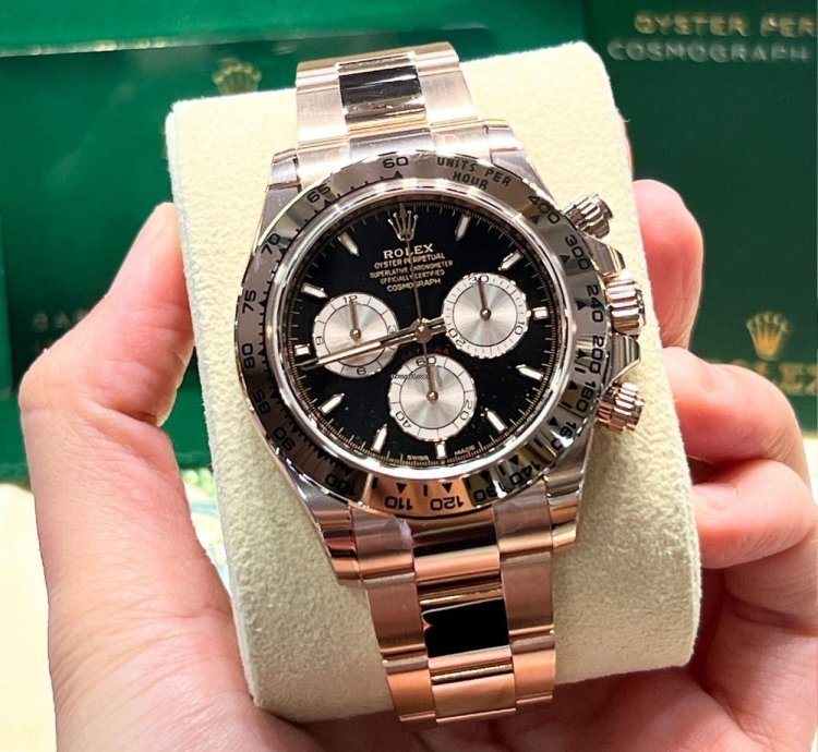 Rolex Daytona 126505 Daytona 40mm Rose Gold Black Diamond Set Oyster