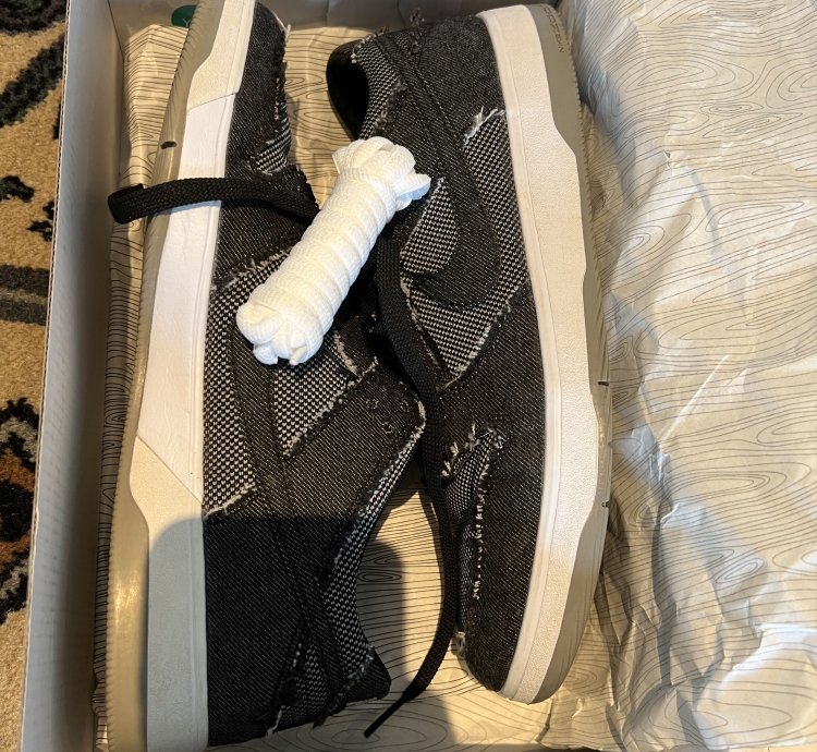 Nike Sb Dunk Low Elite Medicom Bearbrick