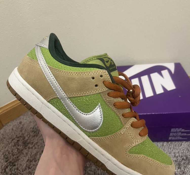 Nike Sb Dunk Low Escargot